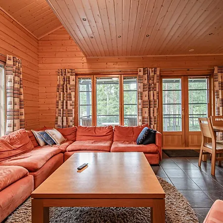 Hiihtogreeni B Ski-in Ski-out By Aavalevi Levi